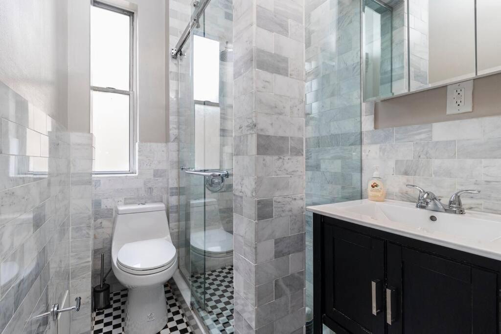 Renovated Lower East Side 2br 1ba Washer Dryer Appartamento New York